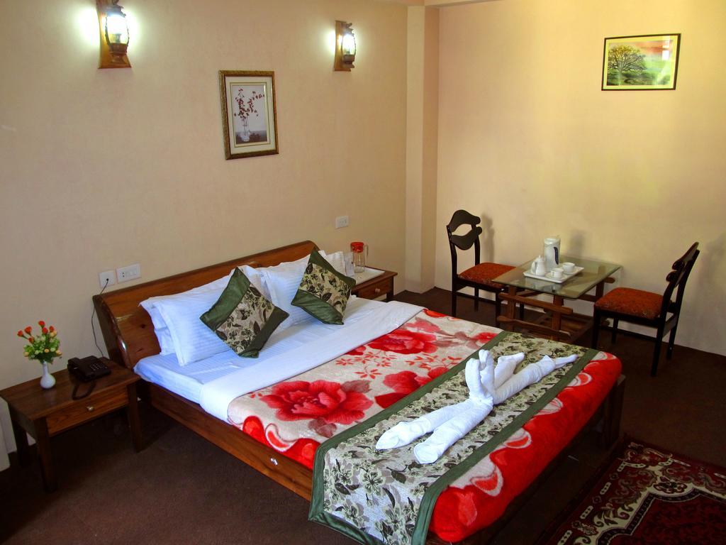 Hotel Alpine Crest Gangtok Ngoại thất bức ảnh